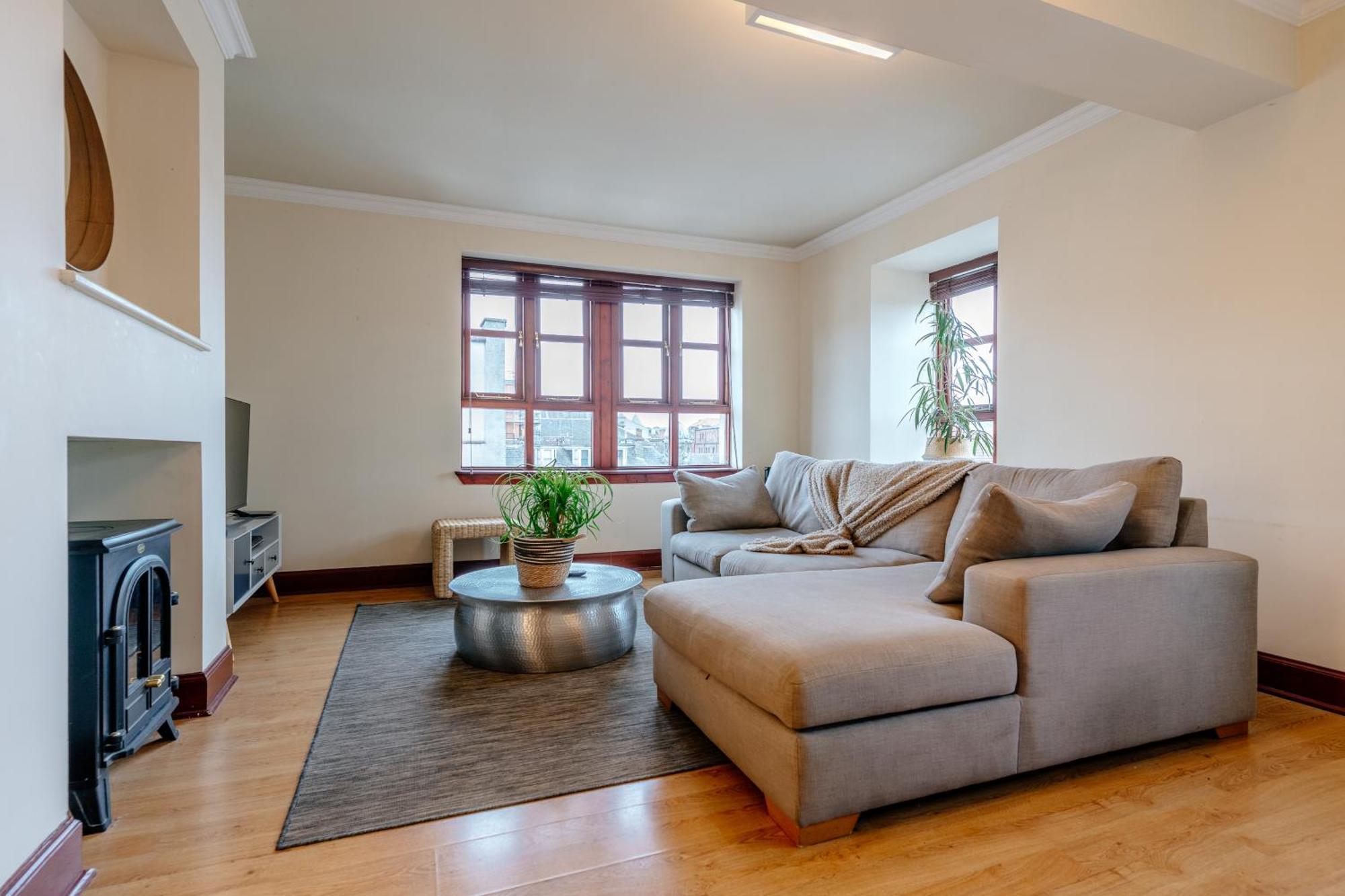 Comfortable Leith Free Parking Appartement